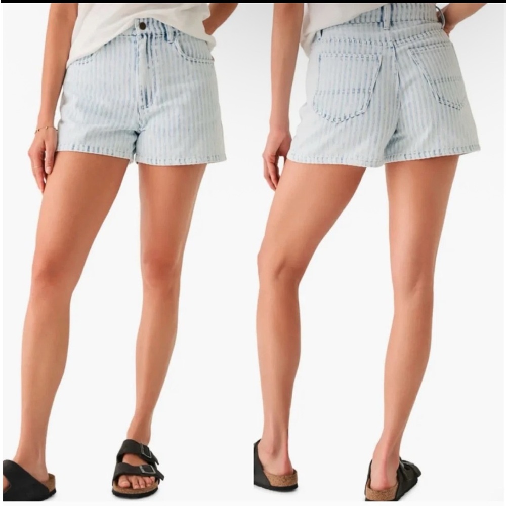 Faherty Topsail Shorts Women's 29
Railroad Stripe Indigo Dyed RRS
WBS2307